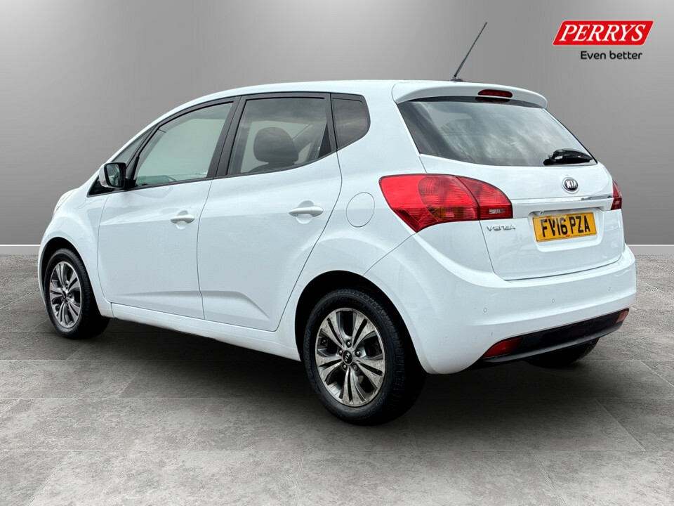 Kia Venga 1.6 3 FV16PZA White #5