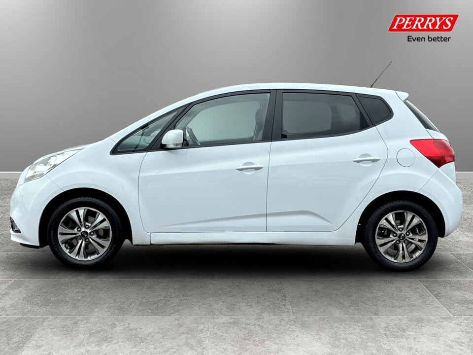 Kia Venga 1.6 3 FV16PZA White #4