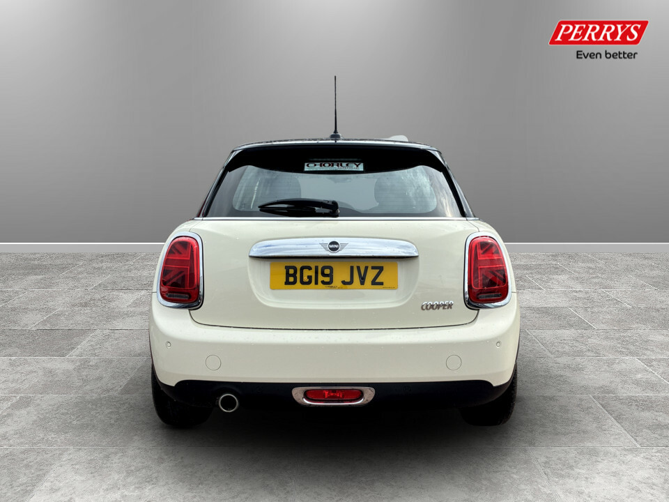 Mini Hatch 1.5 Cooper Exclusive II BG19JVZ White #6