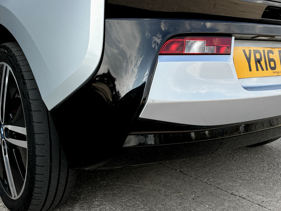 BMW i3 Hatchback Plug-in Black #48