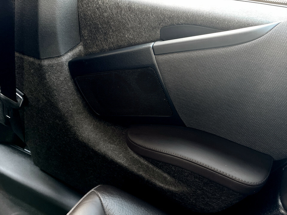 BMW i3 Hatchback Plug-in Black #43