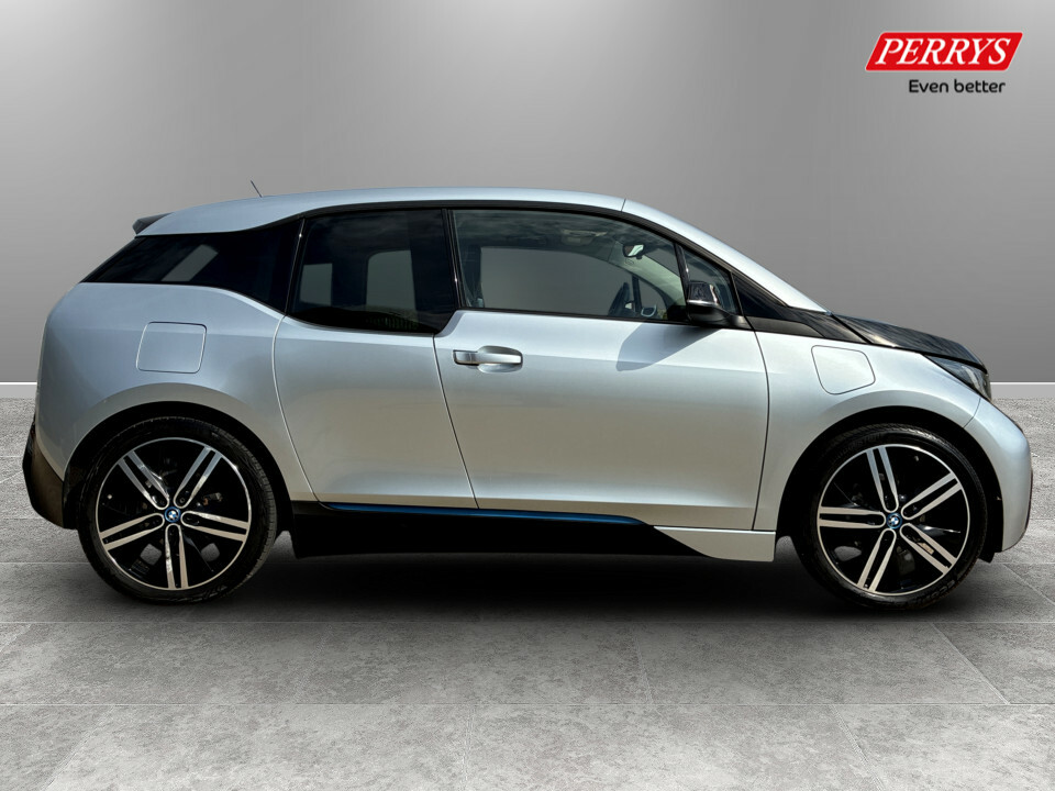 BMW i3 Hatchback Plug-in Black #8