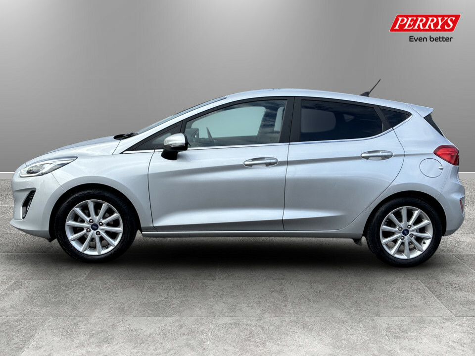 Ford Fiesta 1.0 Ecoboost Hybrid Mhev 125 Titanium YM70USH Silver #4