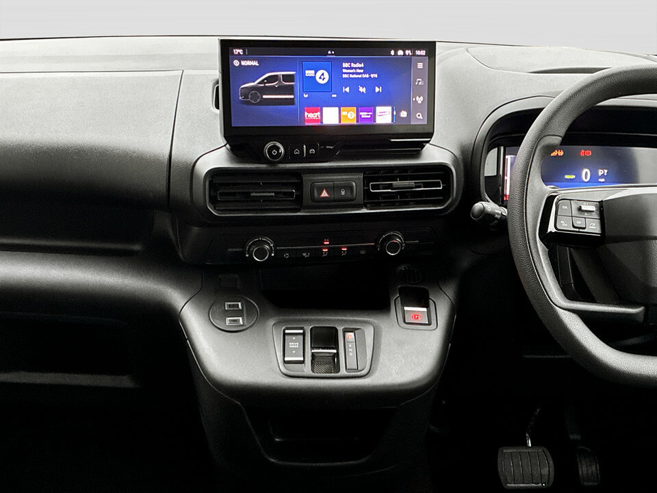 Vauxhall Combo-e Life Design XL Black #19