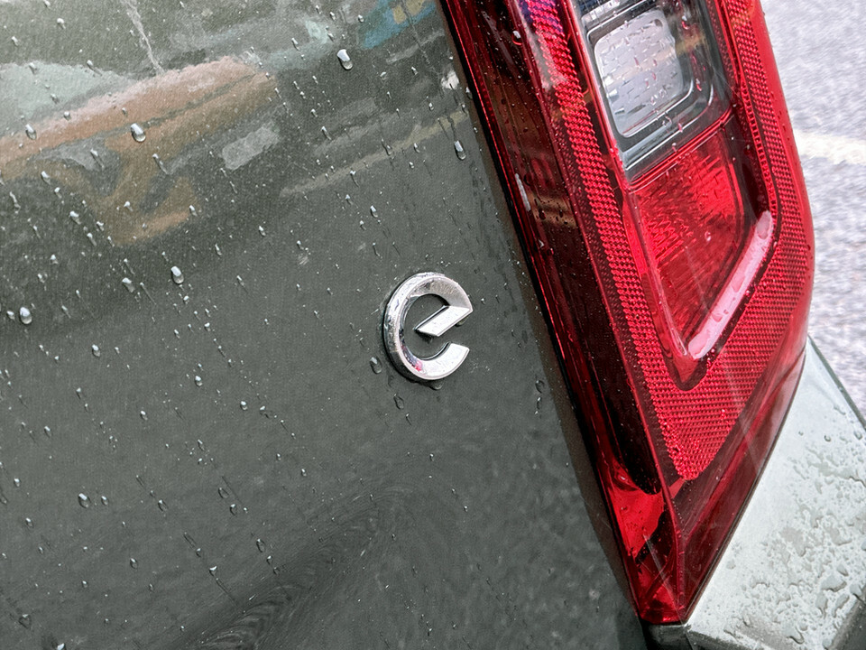 Vauxhall Combo-e Life Design XL Black #47