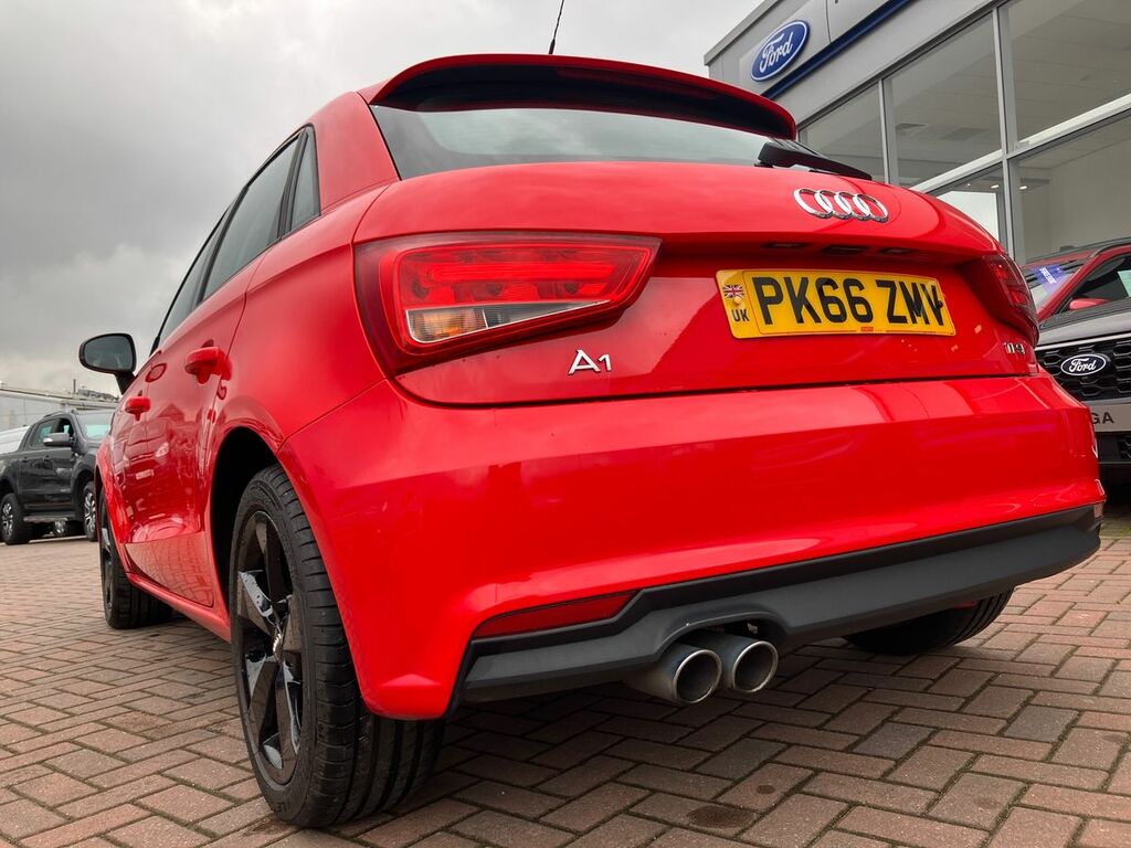 Audi A1 1.6 Tdi Sport Black #40