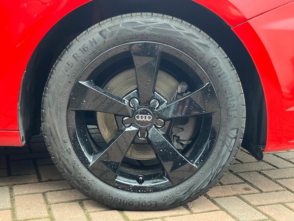 Audi A1 1.6 Tdi Sport Black #7