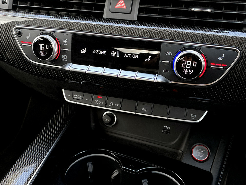 Audi A5 Hatchback Black #39