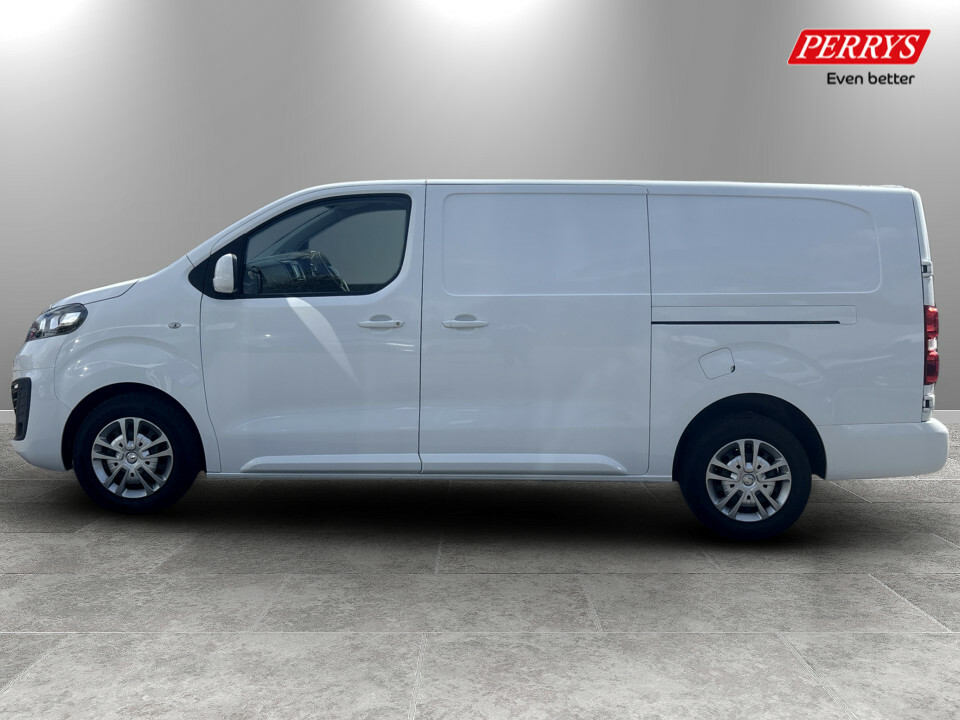 Vauxhall Vivaro 3100 2.0D 120Ps Sportive H1 Van White #4