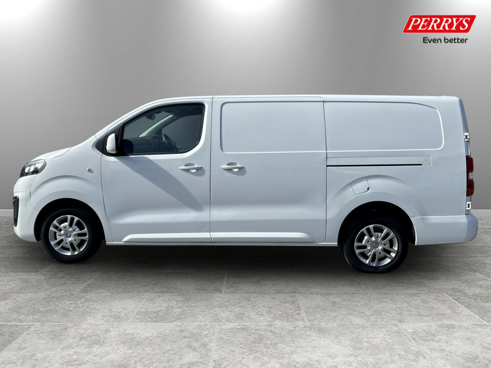 Vauxhall Vivaro 2900 1.5D 100Ps Sportive H1 Van White #4