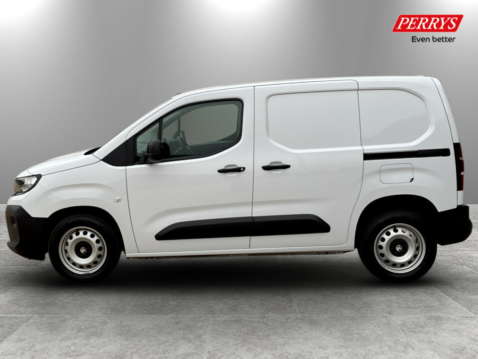 Vauxhall Combo 1.5 Turbo D 100Ps Prime H1 Van FH25RKE White #4