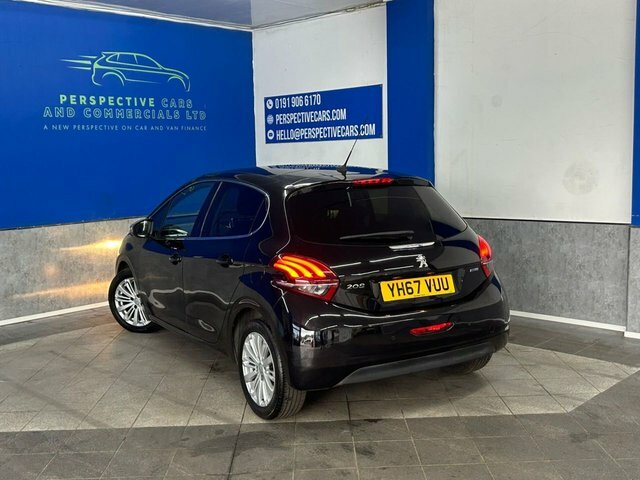 Peugeot 208 1.2 Puretech Allure Hatchback Eu Black #5