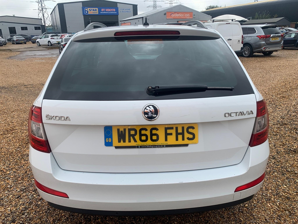 Skoda Octavia 1.4 Tsi Se Sport Euro 6 Ss WR66FHS #5