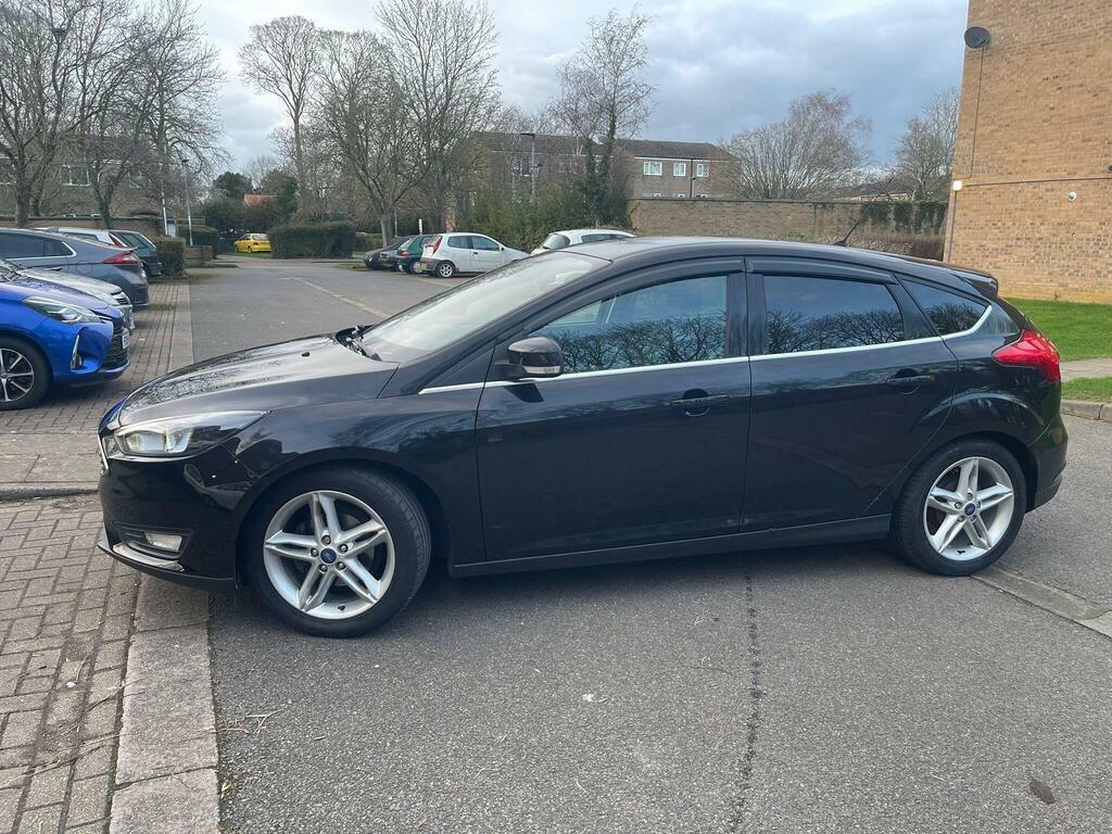 Ford Focus 1.6 Zetec Powershift Euro 6 Black #5