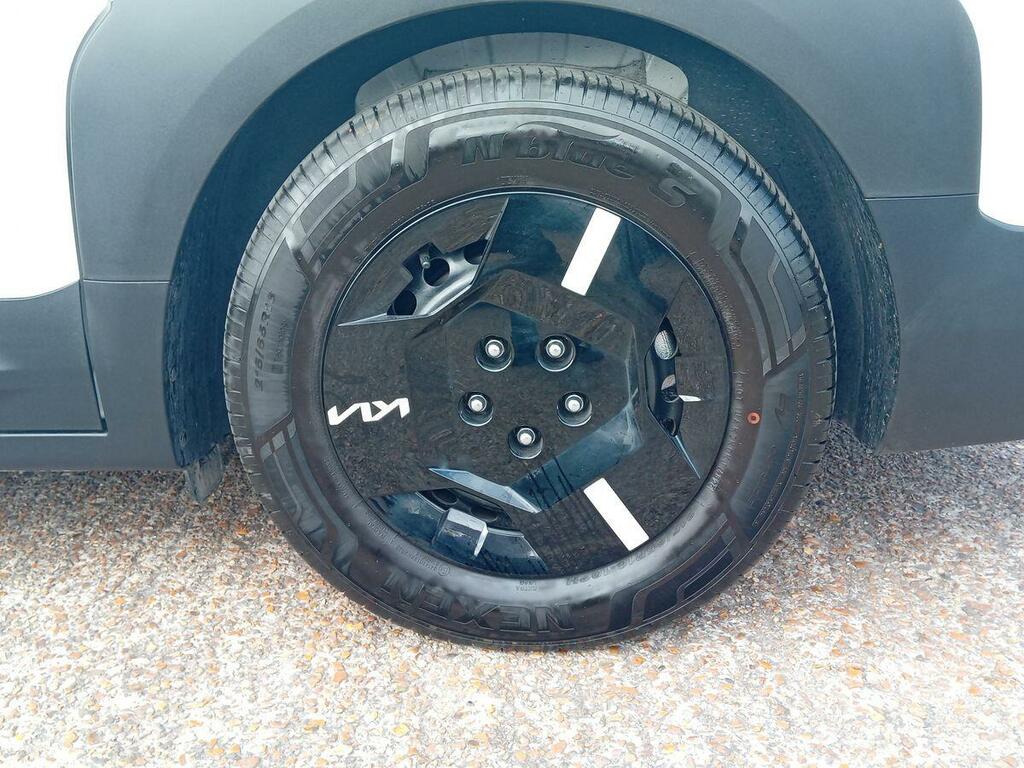 Kia PV5 Long Range 71.2Kwh Plus Cargo Panel Van L2 H1 White #5