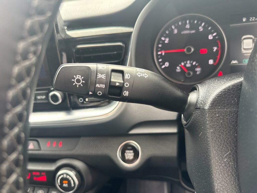 Kia Stonic 2 Grey #25