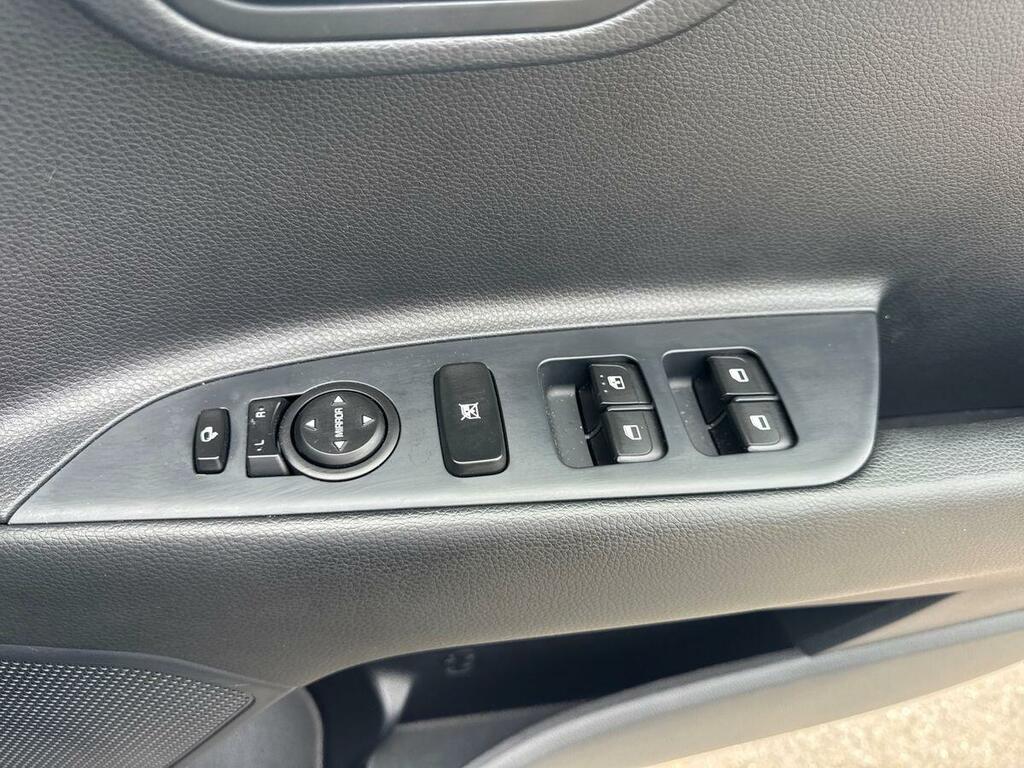 Kia Stonic 2 Grey #24