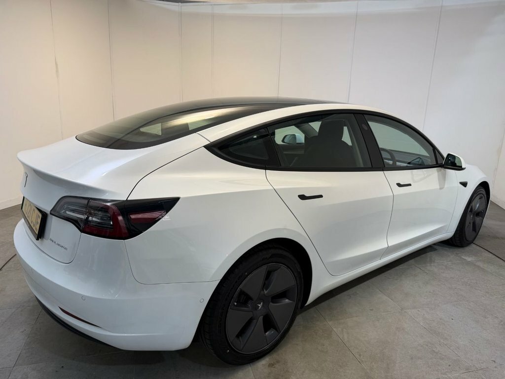 Tesla Model 3 Saloon HJ21CJE White #5