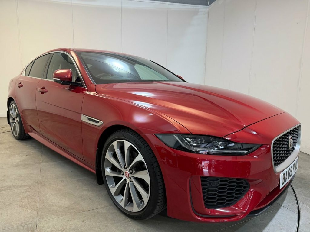 Jaguar XE 2L R-dynamic S Red #2