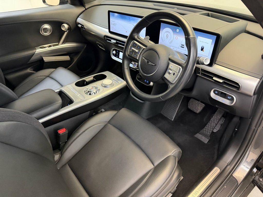Genesis GV60 Premium Black #13