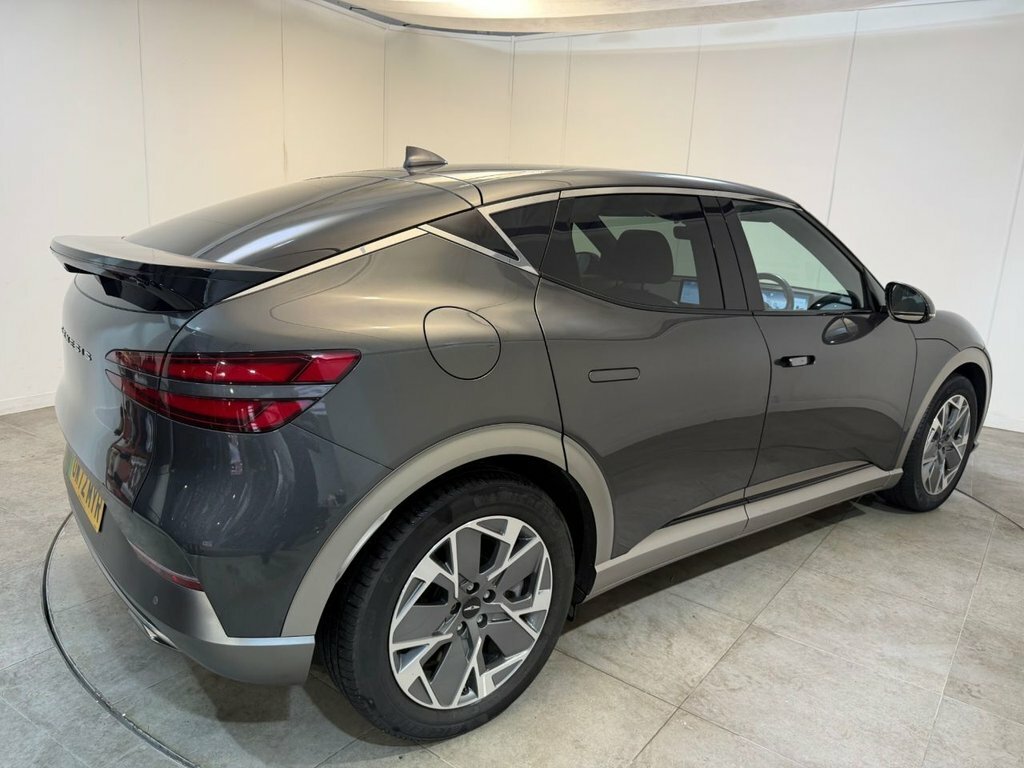 Genesis GV60 Premium Black #42