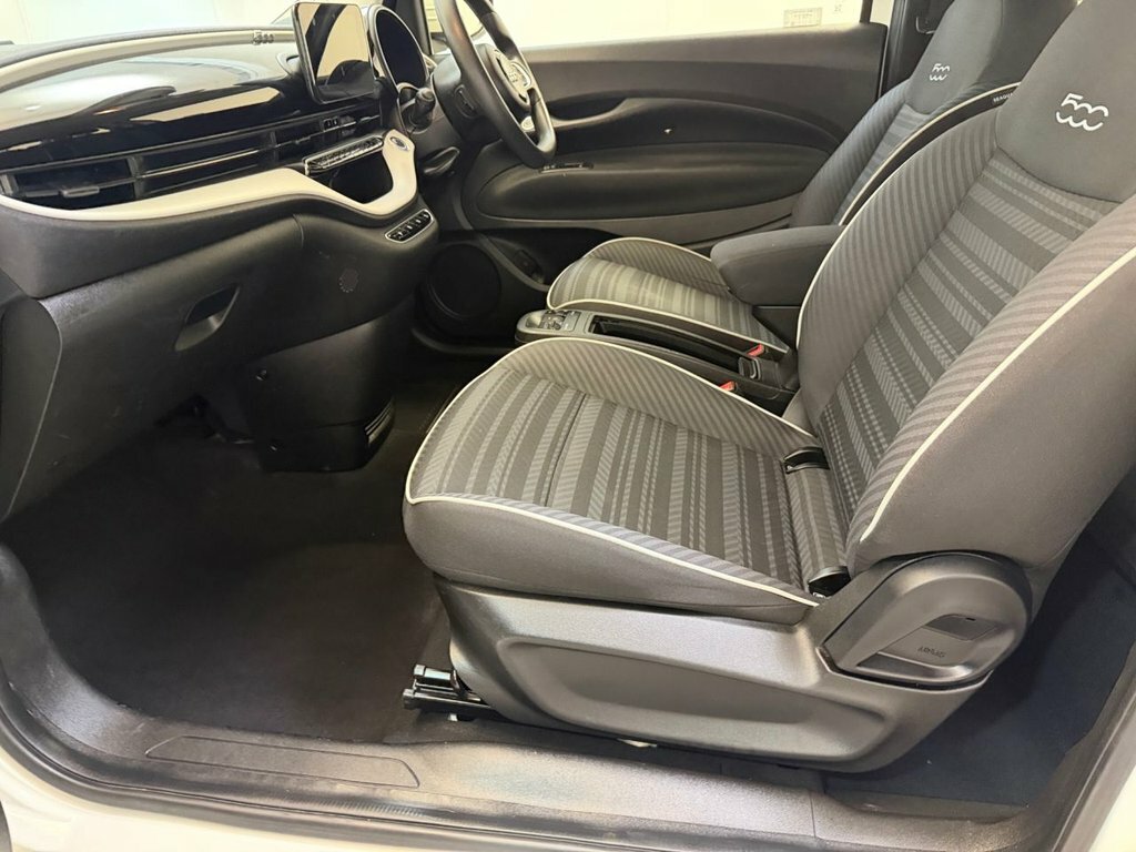 Fiat 500E Automatic Red #16