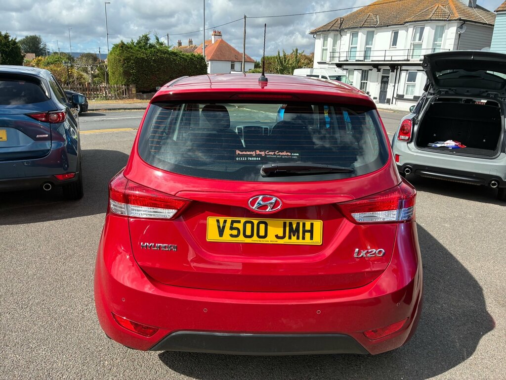 Hyundai Ix20 Hatchback Grey #9
