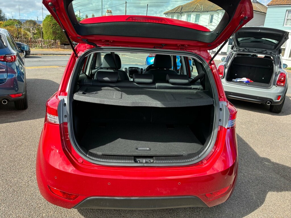 Hyundai Ix20 Hatchback Grey #10