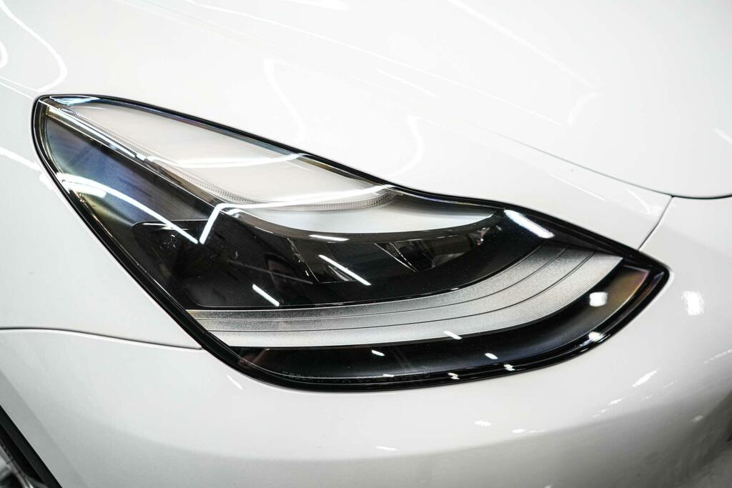 Tesla Model Y Auto Rwd 5dr  White #6