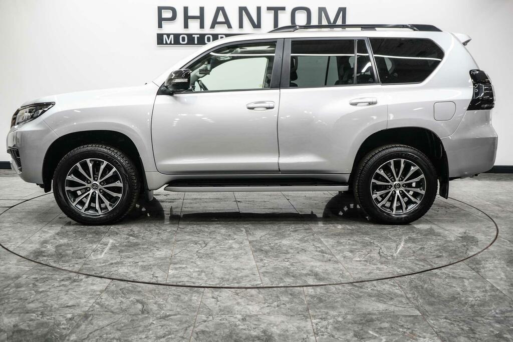 Toyota Land Cruiser 2.8D Invincible 4Wd Euro 6 Ss 7 Seat Silver #3