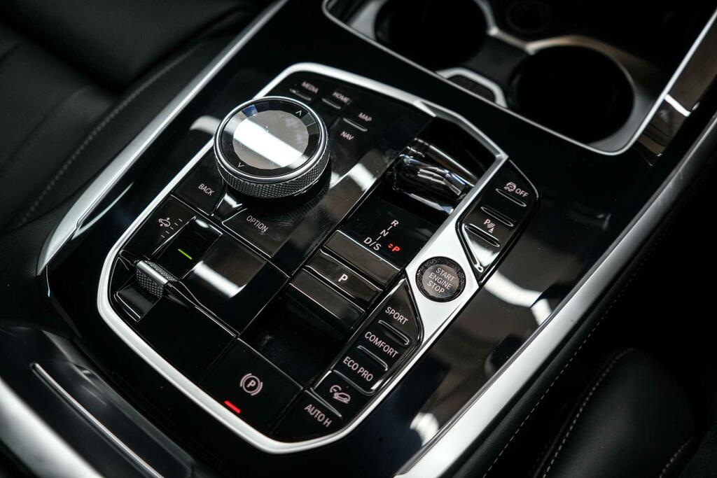 BMW X7 Suv Black #32