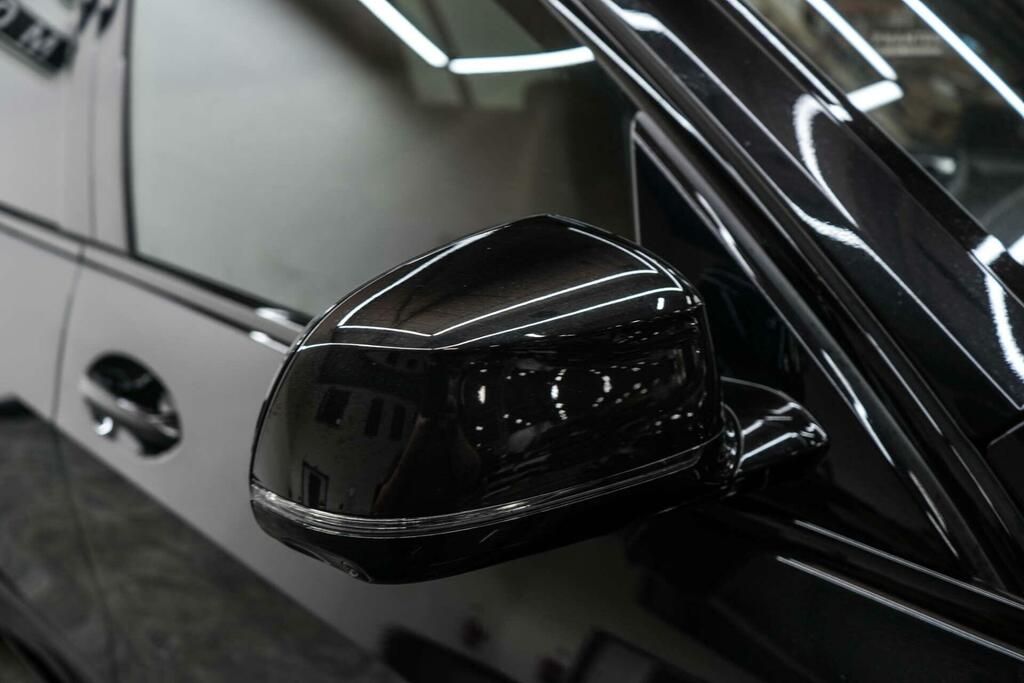 BMW X7 Suv Black #8