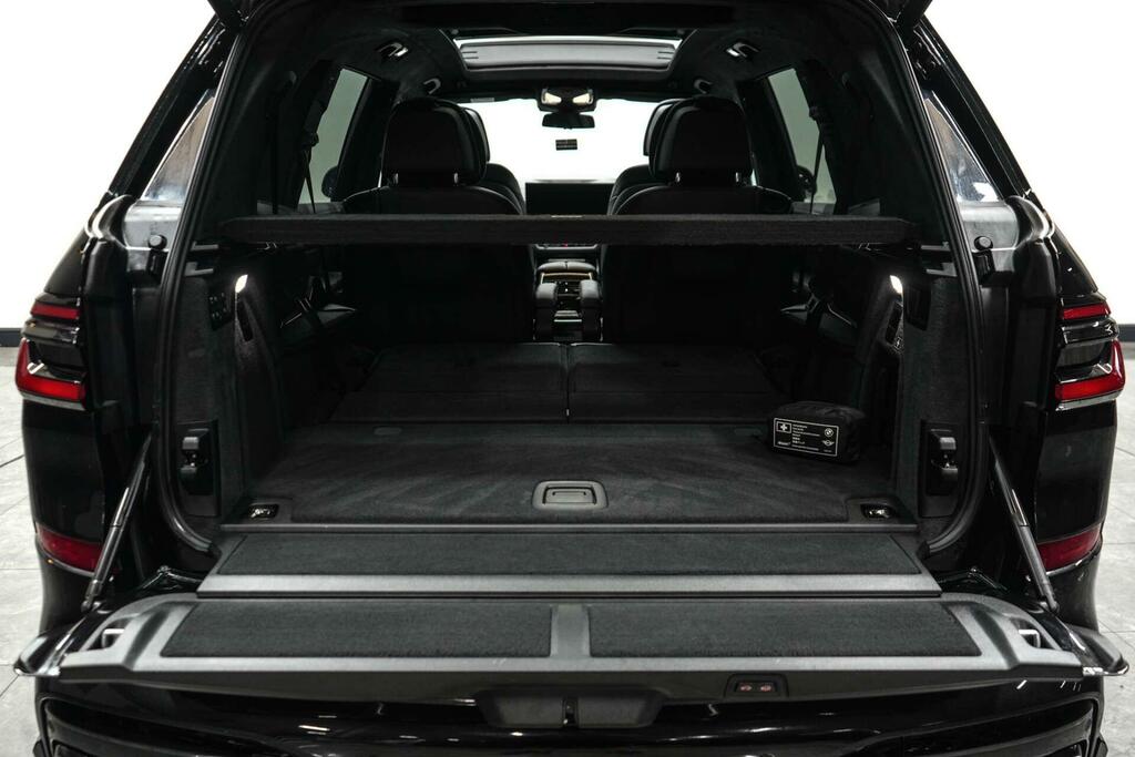 BMW X7 Suv Black #11
