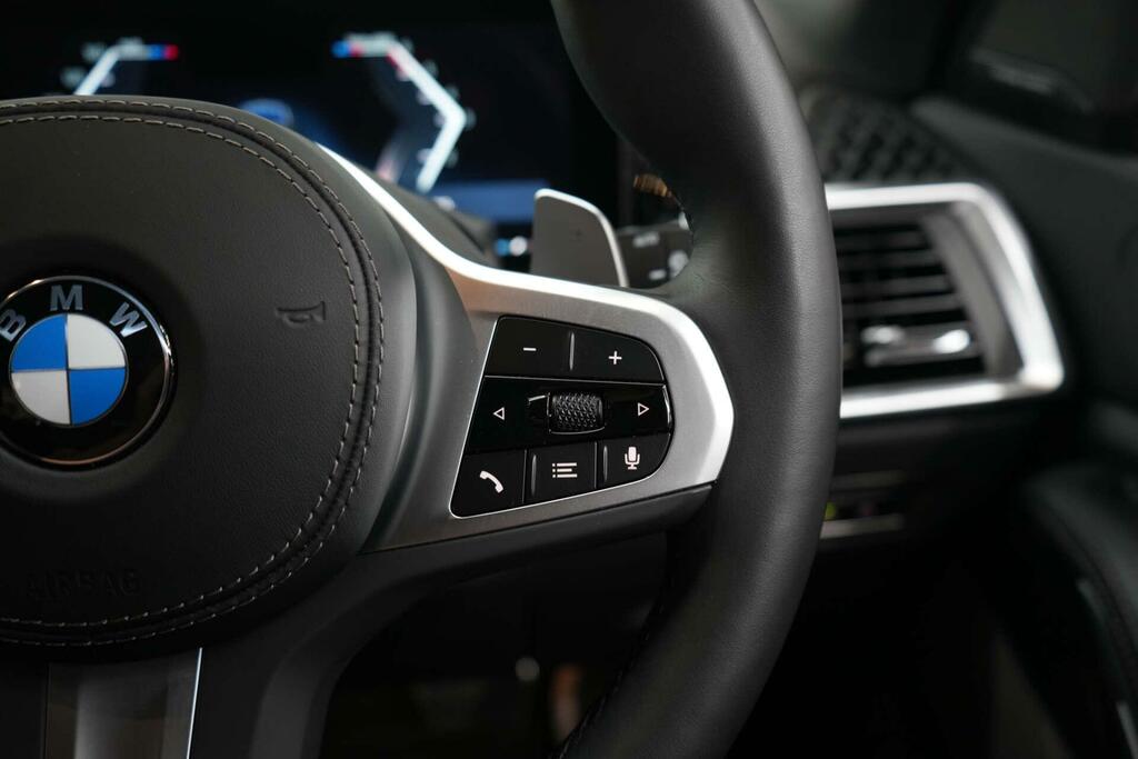 BMW X7 Suv Black #50