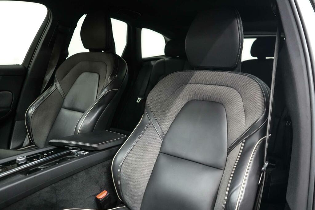 Volvo XC60 Suv Blue #12