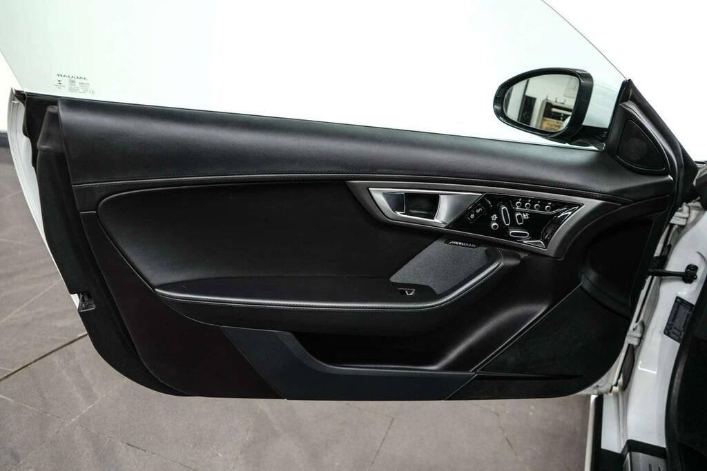 Jaguar F-Type V6 S 380 Bhp Black #17