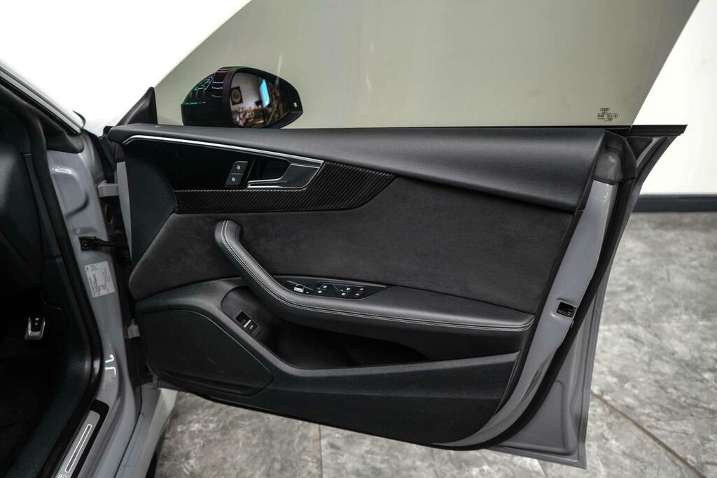 Audi RS5 Carbon Black Black #23