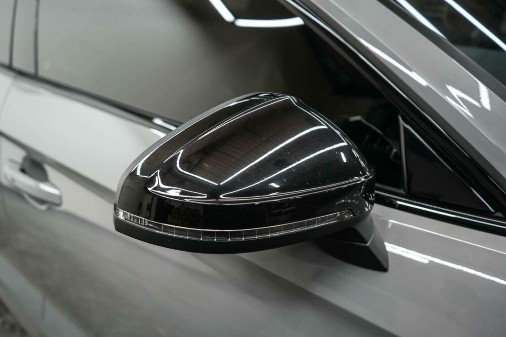 Audi RS5 Carbon Black Black #8