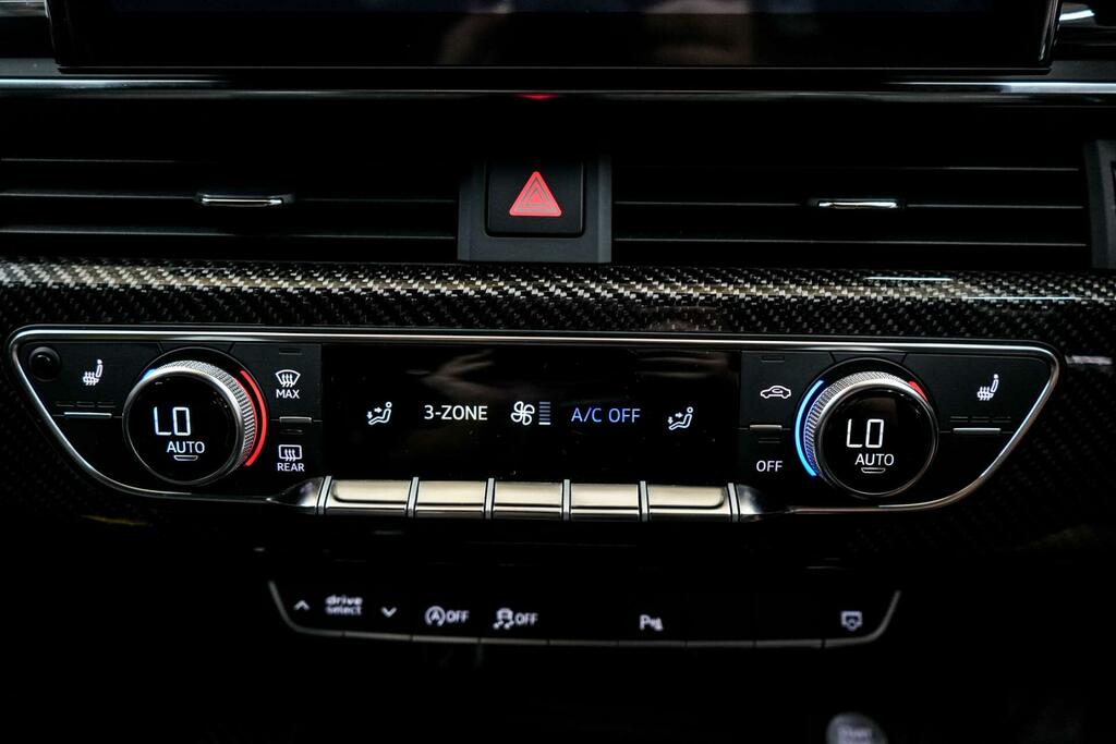 Audi RS5 Carbon Black Black #30