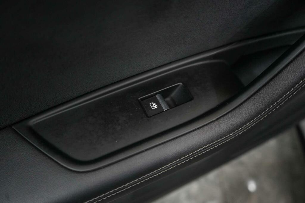 Audi RS5 Carbon Black Black #19