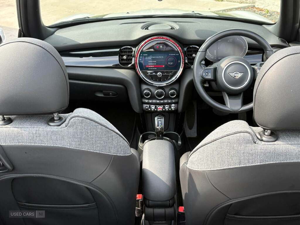 Mini Convertible 1.5 Cooper Classic White #4