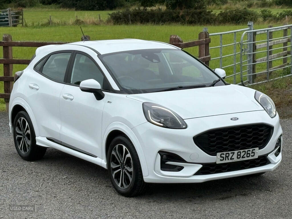 Ford Puma 1.0 Ecoboost Hybrid Mhev St-line White