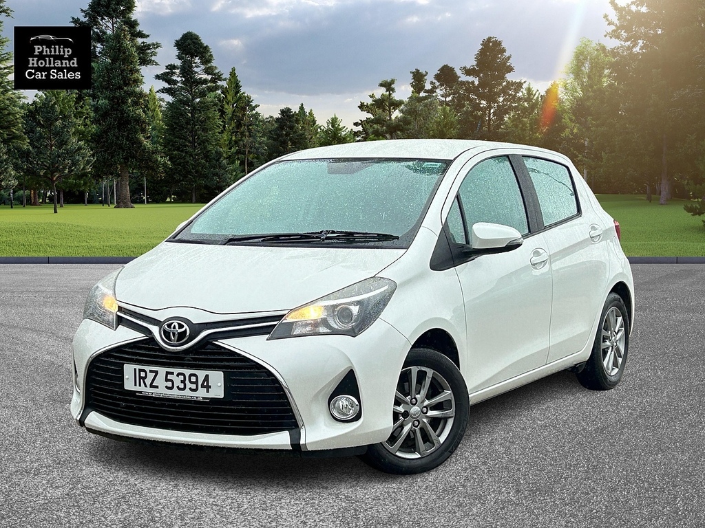 Toyota Yaris Hatchback White