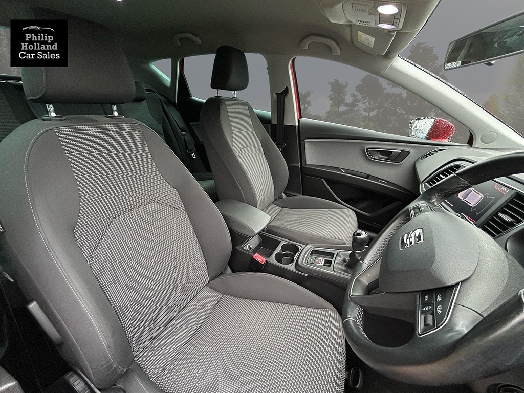 Seat Leon Hatchback SGZ1610 Red #6