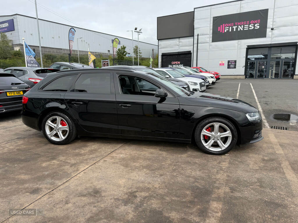 Audi A4 2.0 Tdi Ultra 136 Se Technik YO15OHG Black #2