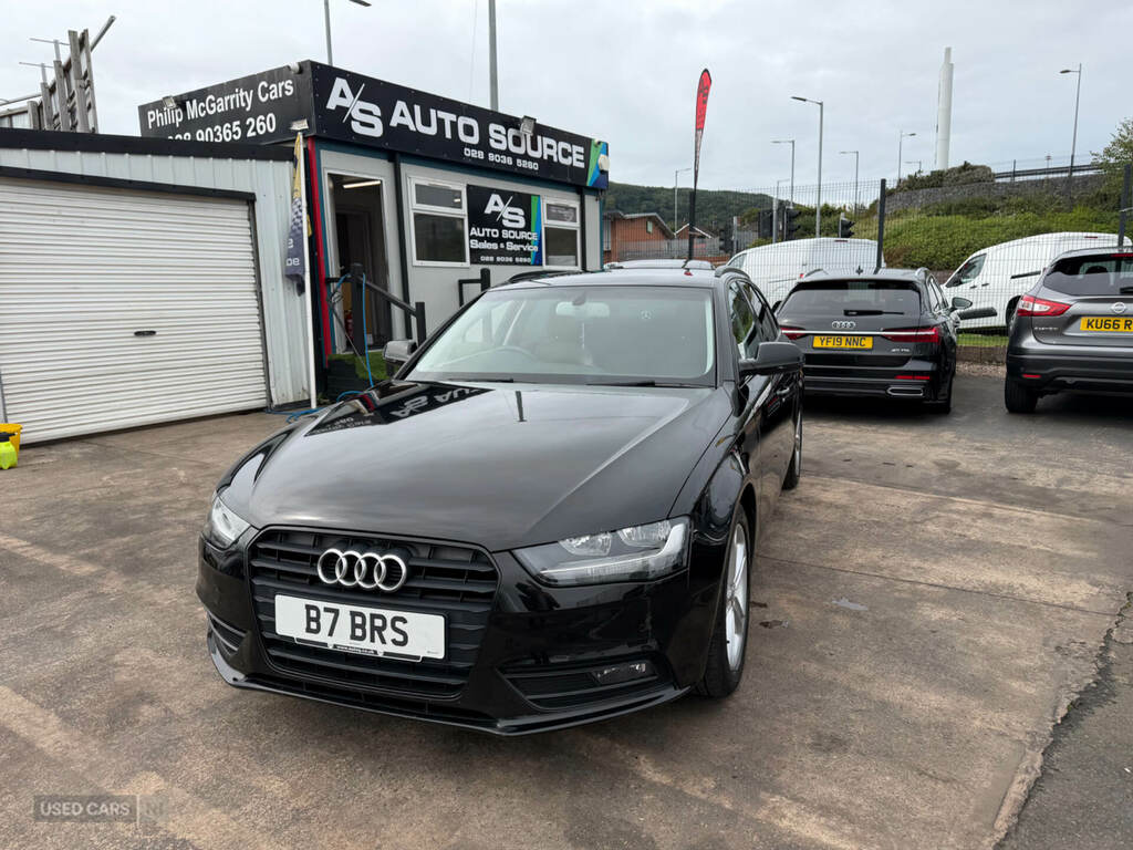 Audi A4 2.0 Tdi Ultra 136 Se Technik Black