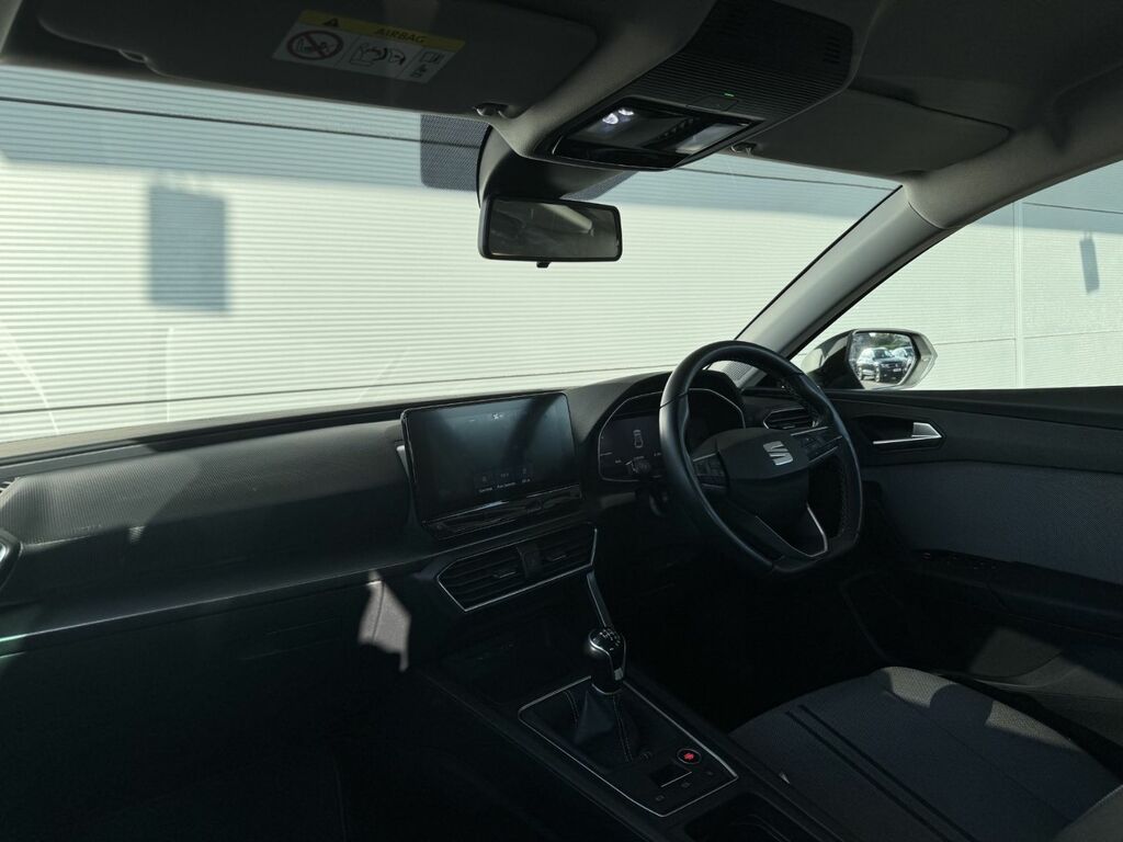 Seat Leon 2.0 Tdi Se Dynamic 150 Bhp Black #6