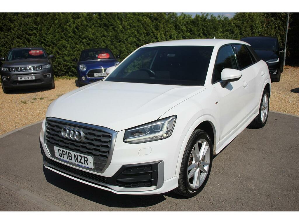 Audi Q2 Suv GP18NZR White #2