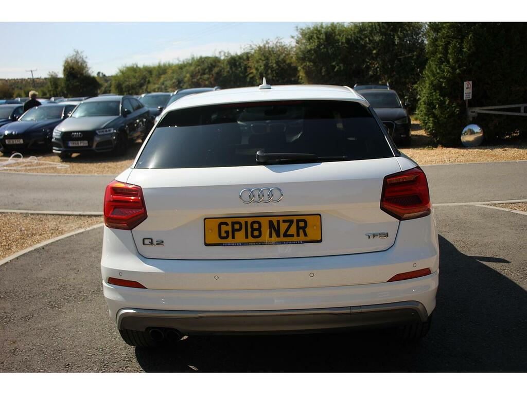 Audi Q2 Suv GP18NZR White #6