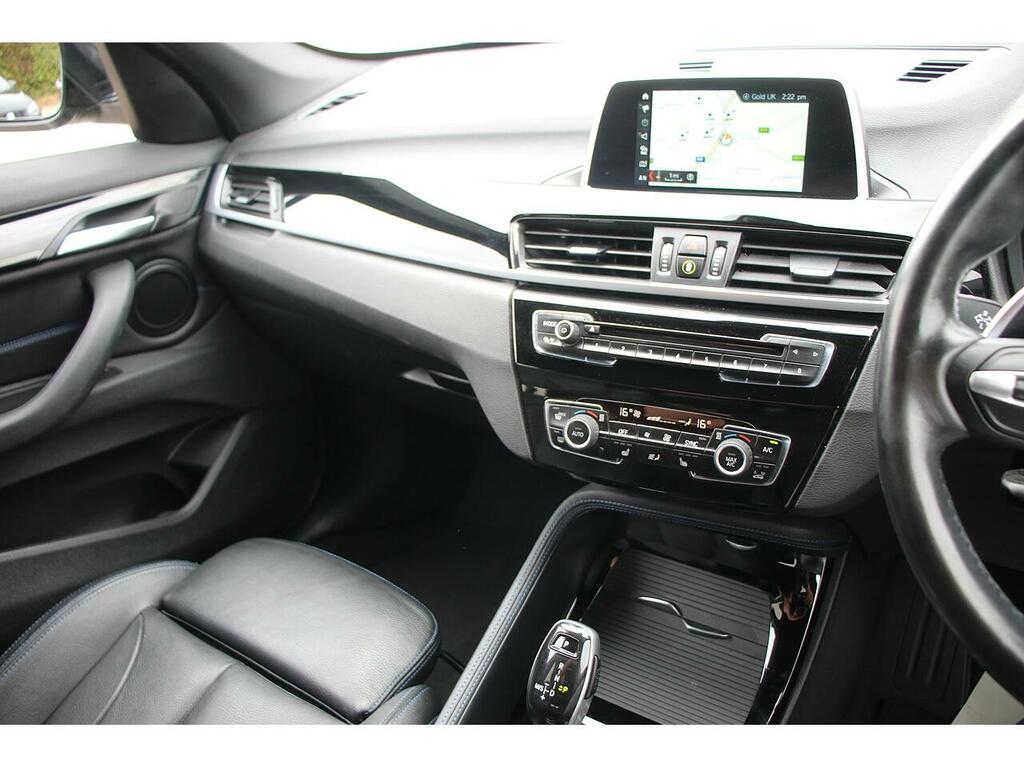 BMW X1 Xline Orange #22